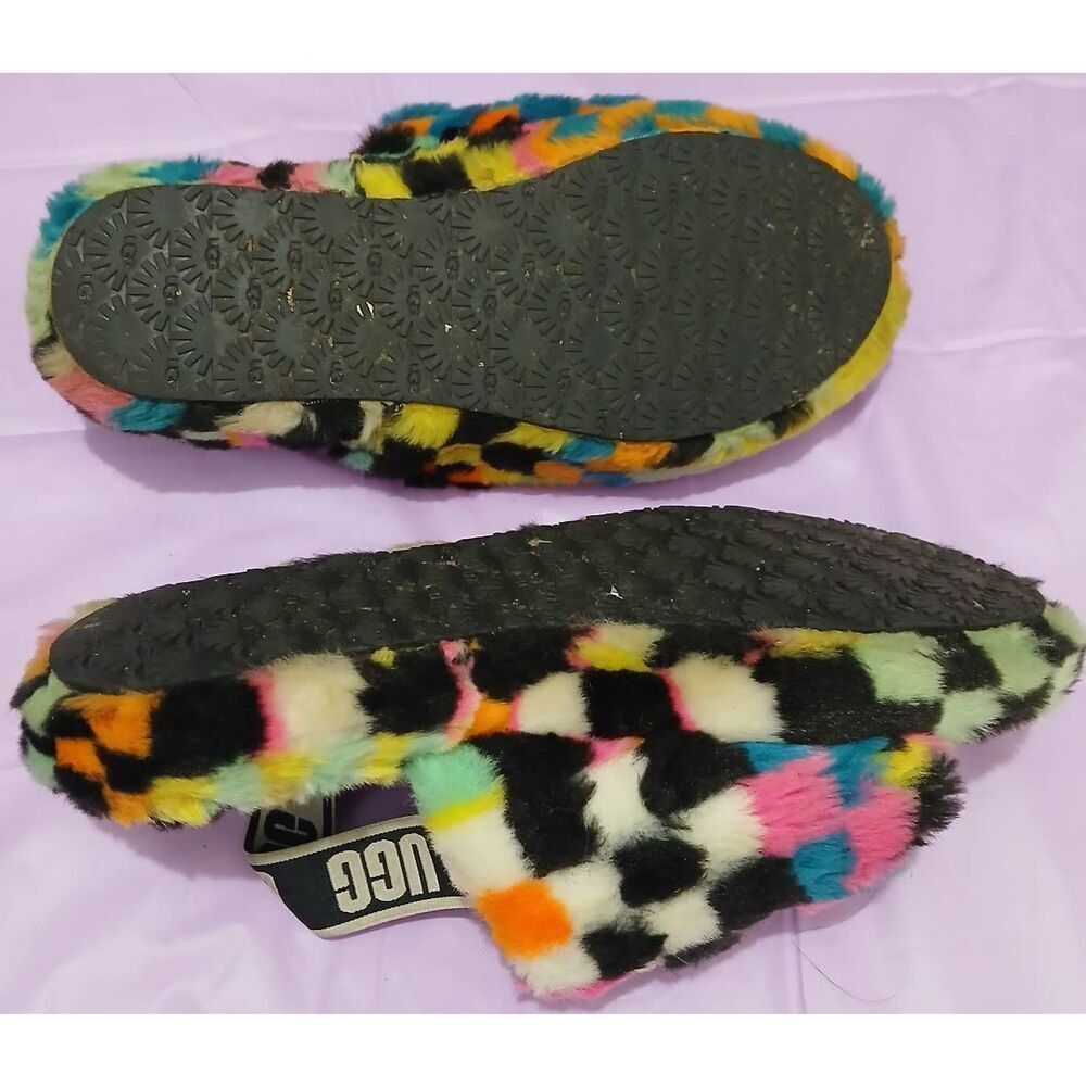 Uggs womens size 8 fluff yeah sandals checkered plaid pink slippers green - Picture 6 of 8